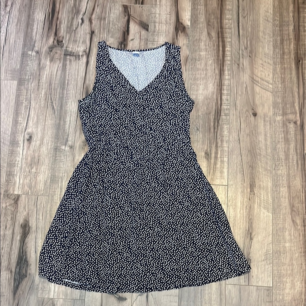 Old Navy White and Blue Sleeveless V-Neck Mini Sundress